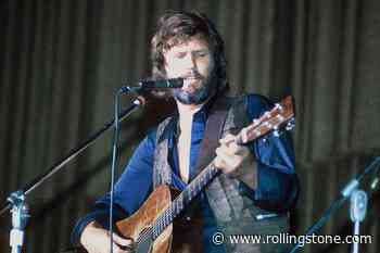 Flashback: Kris Kristofferson Sings ‘For the Good Times’ in 1970