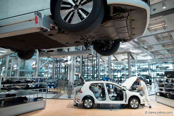 Europe, Canada, U.K. Limit Travel in Attempt to Seal Out Virus