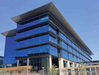 Toyota splits HQ work force to stay open