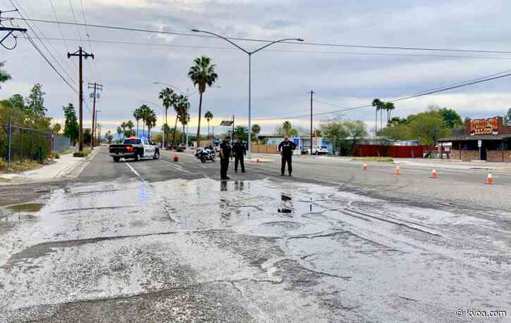 Water leak causes traffic delays at Miracle Mile, Fairview