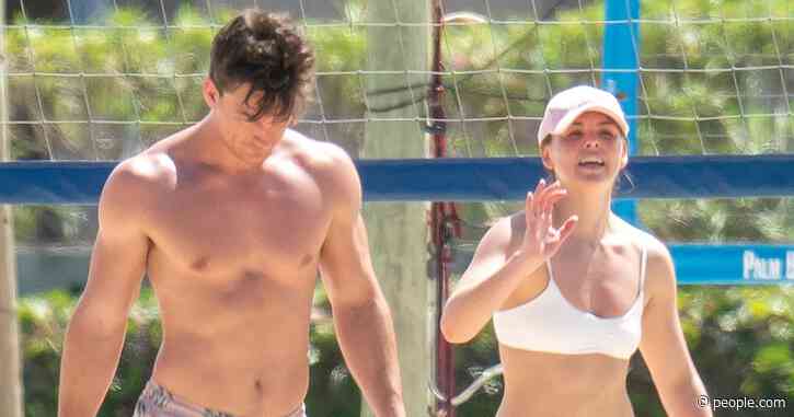 Bachelorette Exes Hannah Brown and Tyler Cameron Hit the Beach After Reuniting in Florida