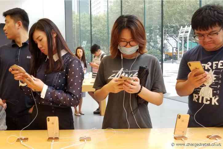 Apple to shut all 464 stores outside of China “until further notice”