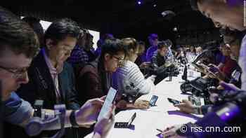 Samsung says 5G won't save the smartphone market from coronavirus slump this year