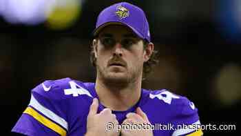 Vikings bring back Sean Mannion
