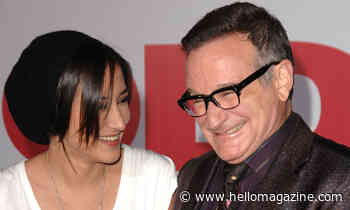 Robin Williams' daughter Zelda discovers heartwarming photos of the actor as she self-isolates - see here