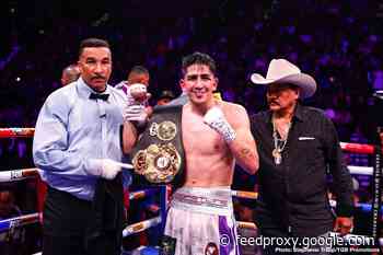 Leo Santa Cruz tells Tank Davis, ‘Fight will be at 130’