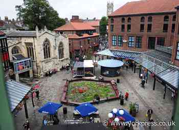 Shops close in York centre - but several remain open