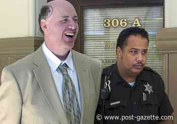 Man convicted in 1993 fatal fire but won new trial set free after DA's office withdraws charges