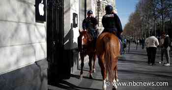 Apple fined record $1.2 billion by French antitrust authorities