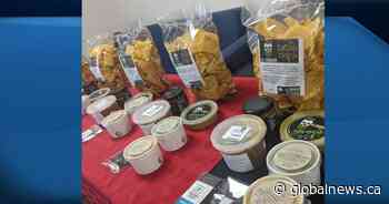 Edmonton businesses launch ‘YEG Survival Kit,’ delivers local food to your door - Global News