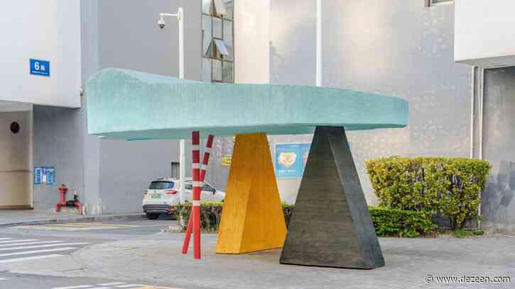 Sam Jacob Studio builds contemporary neolithic shelter in Shenzhen port