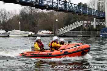 RNLI Teddington closes its doors to visitors but will continue to operate amid coronavirus