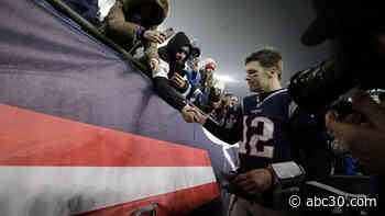 Tom Brady signs with Tampa Bay Buccaneers