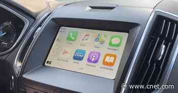 Apple CarPlay, Android Auto aren't distracted driving saviors, study says     - Roadshow