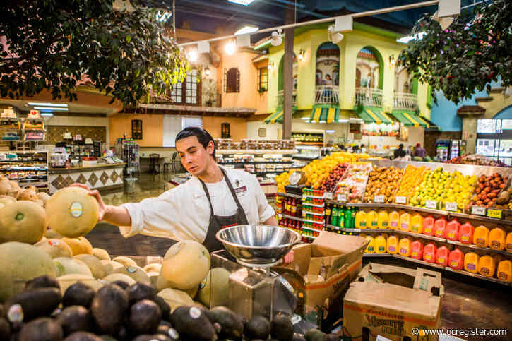 List: Cardenas, Ralphs join grocers open early for seniors amid coronavirus crush