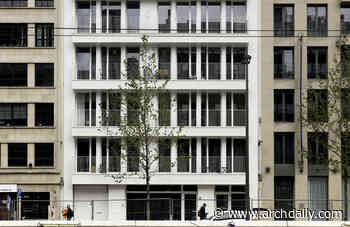 White Housing / VIVA Architecture - ArchDaily