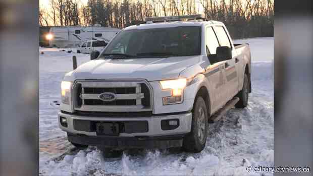 Shooting near Olds sends 1 to hospital, RCMP seek gold Infinity SUV