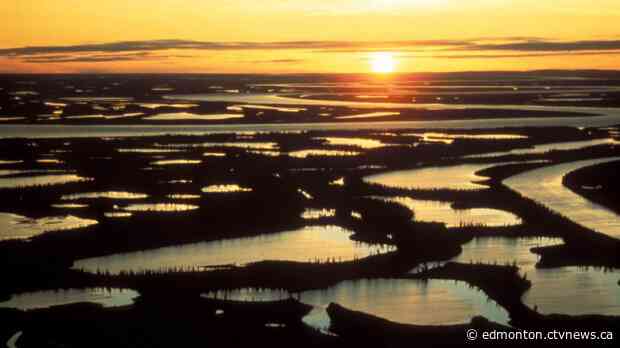 N.W.T. closes borders to all travel with 'limited exceptions'