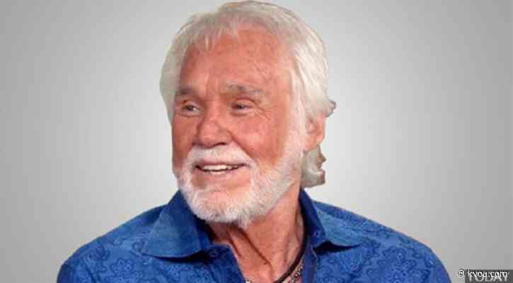 Crossover country superstar Kenny Rogers dies at 81