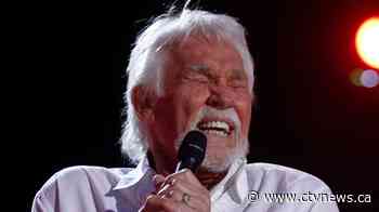 Singer, actor, 'The Gambler': Kenny Rogers dies at 81