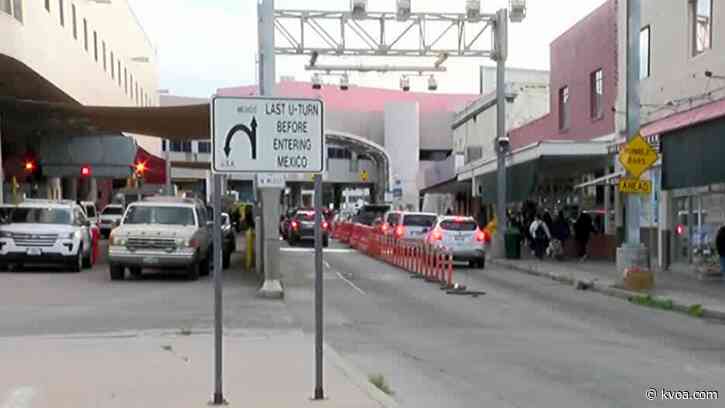 Virus prompts US to restrict all but essential border travel