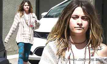 Paris Jackson braves the open air without gloves or mask on errand run amid coronavirus pandemic 