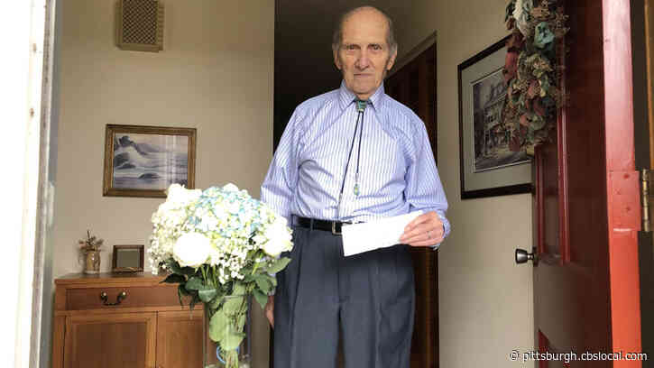Spreading Kindness: Couple Forced To Postpone Their Wedding Donate Flowers To The Elderly