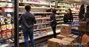 'I'm going to keep working': Grocery clerks unlikely heroes in coronavirus fight