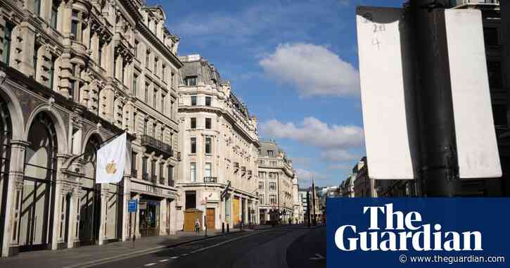 Factory and shop closures 'will push UK into deep recession'