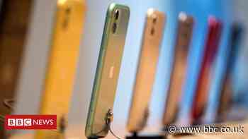 Coronavirus: Smartphone sales collapse amid pandemic