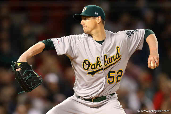 Angels add lefty reliever Ryan Buchter to 40-man roster