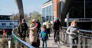 Complaints over lack of distancing as thousands hit beauty spots