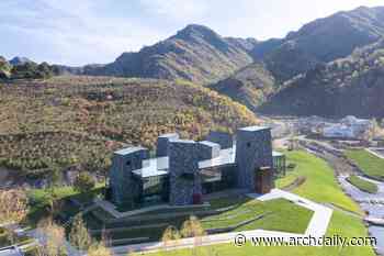 Forest Valley Hot spring Center / B.L.U.E. Architecture Design Studio - ArchDaily