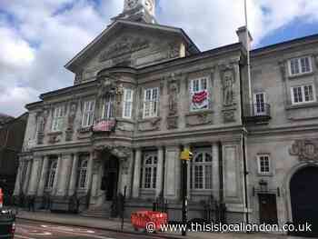 'I want all this to be over' - Goldsmiths closure impacts hundreds of international students