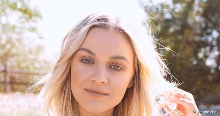 Kelsea Ballerini Delivers Pizza — and Her New Album! — to Fans with a Drone