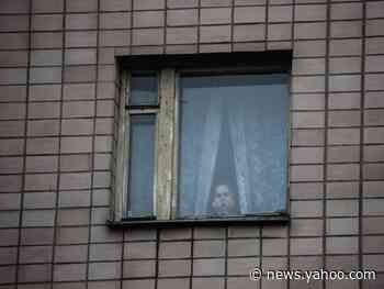 Coronavirus anxiety and quarantining could increase eating disorder risk. Here's what to look out for.