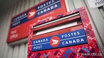 Canada Post to reduce hours, install clear barriers in response to COVID-19