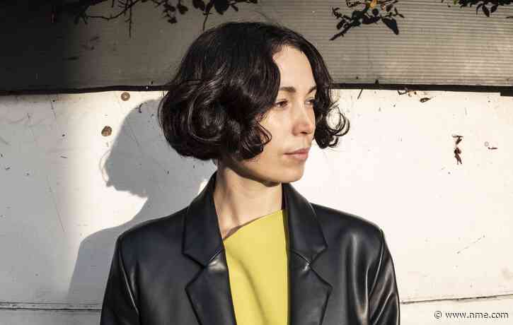 Kelly Lee Owens delays album because of coronavirus
