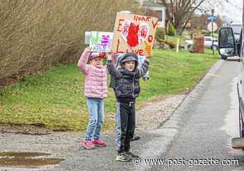 Free meals — and smiles — in Rochester during 'teacher parade' - Pittsburgh Post-Gazette