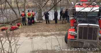 Body of college student recovered from car that went into W. Wisconsin river days earlier