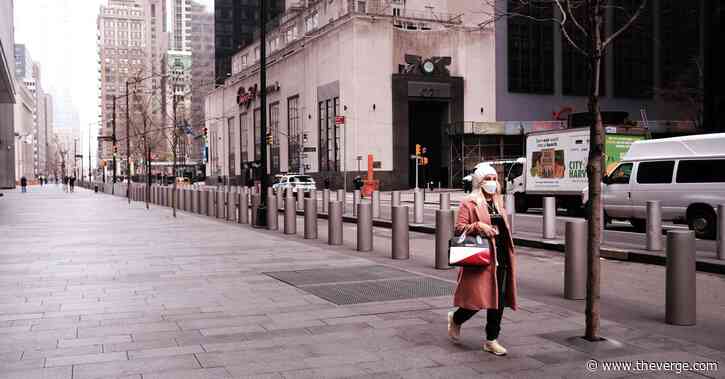 Relaxing isolation rules won’t help the economy, say economists