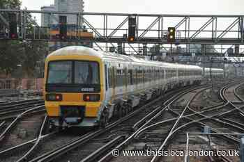 Trespassers block trains between Woolwich and Dartford