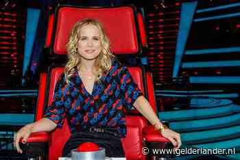 Ilse DeLange op rode stoel van Marco Borsato in finale The Voice Kids