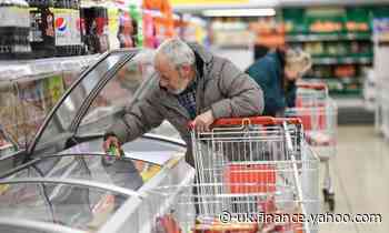 Government helps supermarkets target deliveries to vulnerable shoppers