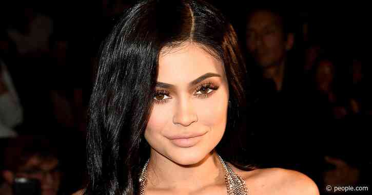 Kylie Jenner Donates $1 Million to Buy Masks and Face Shields for Coronavirus First Responders