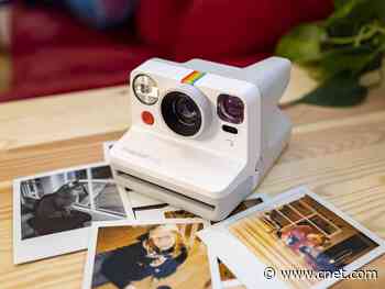 Polaroid Now gives the classic instant camera a new look and lens     - CNET