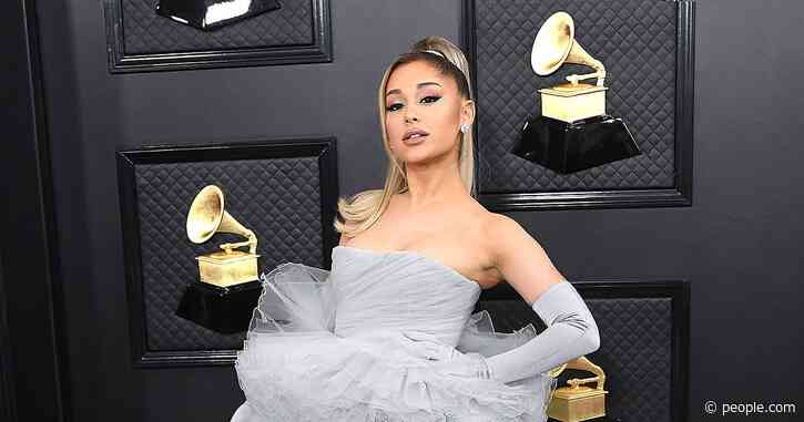 Ariana Grande Venmos Money to Fans in Financial Need amid Coronavirus Crisis: Report