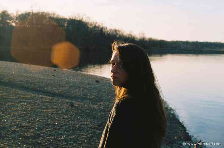 Waxahatchee Traces the Sound of Recovery on ‘Saint Cloud’: ‘I Had to Hit Pause’