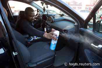 Coronavirus exposes U.S. Uber, Lyft drivers' lack of safety net