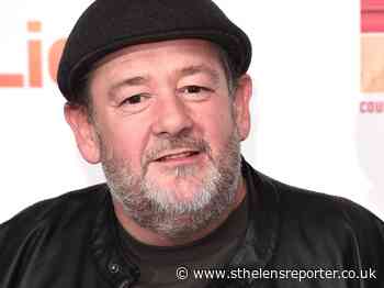 St Helens comedian Johnny Vegas assists NHS by featuring in stay at home video campaign - St Helens Reporter